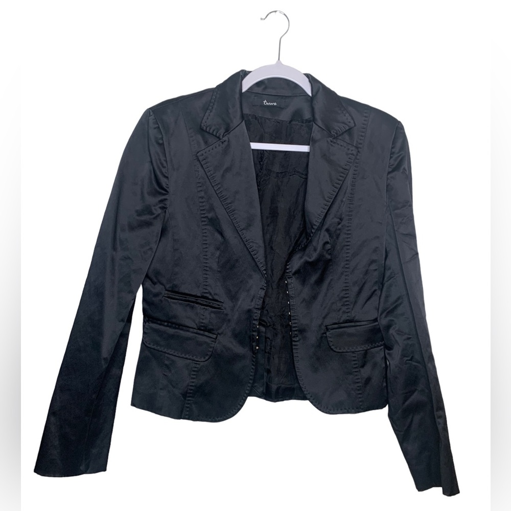 Women’s silk nylon like materials suit coat jacket